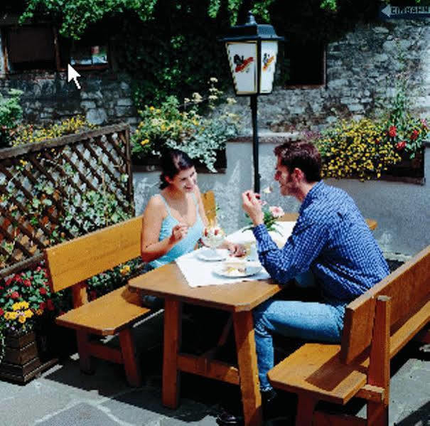 Hotel Restaurant Gradlwirt Niederndorf  Ngoại thất bức ảnh