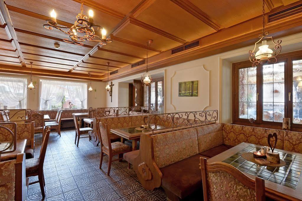 Hotel Restaurant Gradlwirt Niederndorf  Ngoại thất bức ảnh