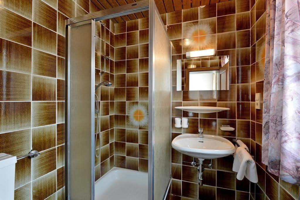 Hotel Restaurant Gradlwirt Niederndorf  Ngoại thất bức ảnh