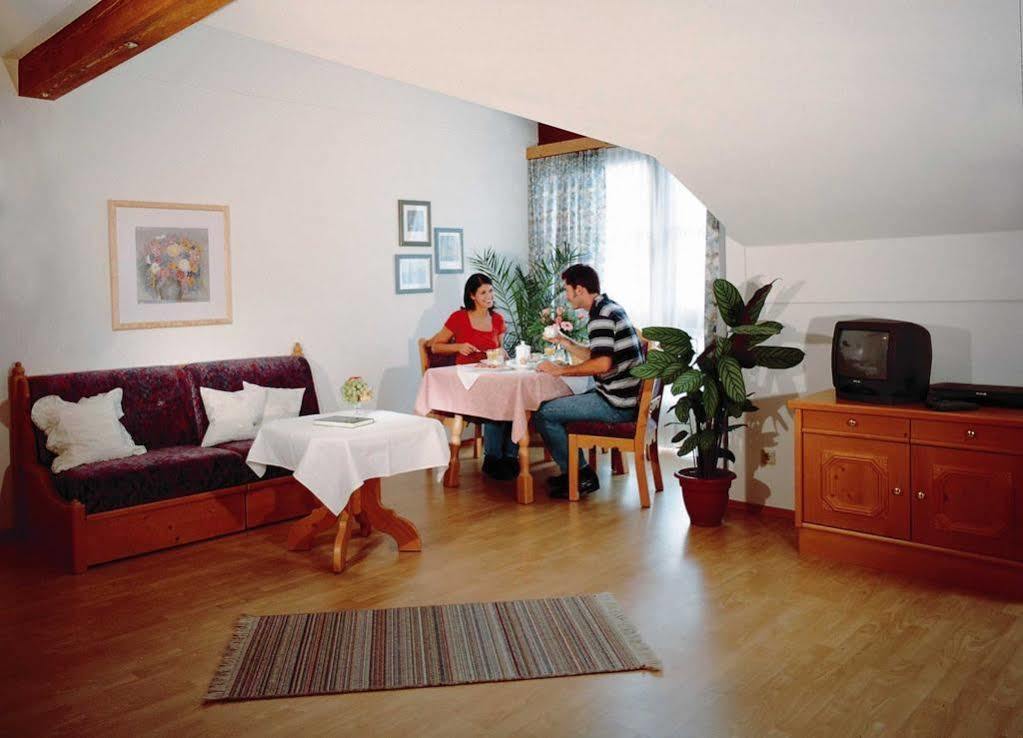 Hotel Restaurant Gradlwirt Niederndorf  Ngoại thất bức ảnh