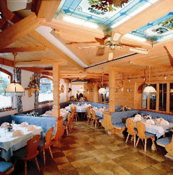 Hotel Restaurant Gradlwirt Niederndorf  Ngoại thất bức ảnh