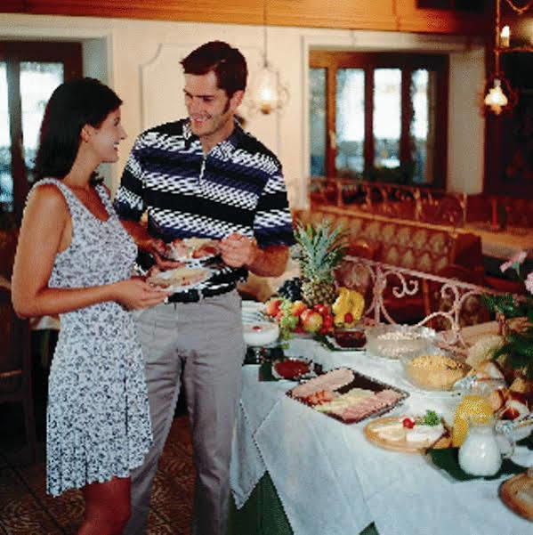Hotel Restaurant Gradlwirt Niederndorf  Ngoại thất bức ảnh
