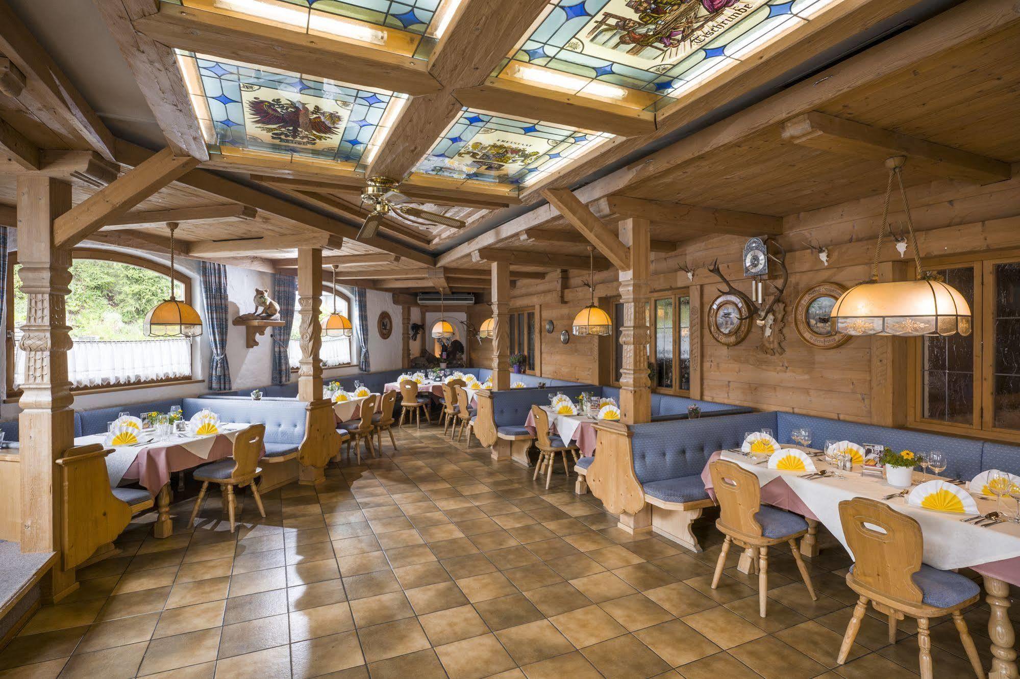 Hotel Restaurant Gradlwirt Niederndorf  Ngoại thất bức ảnh