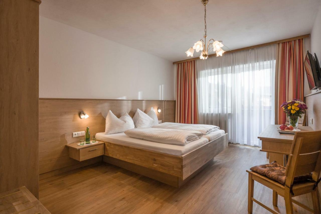 Hotel Restaurant Gradlwirt Niederndorf  Ngoại thất bức ảnh