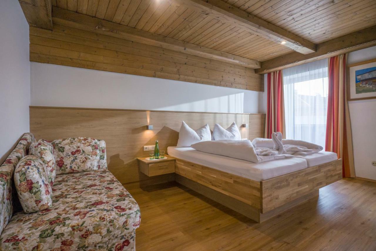 Hotel Restaurant Gradlwirt Niederndorf  Ngoại thất bức ảnh